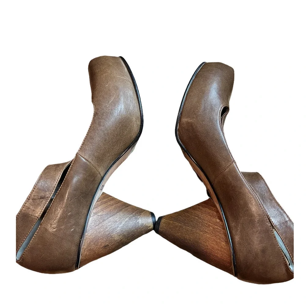 Mike & Chris Brown Leather T-Strap Platform Heels - Picture 8 of 9